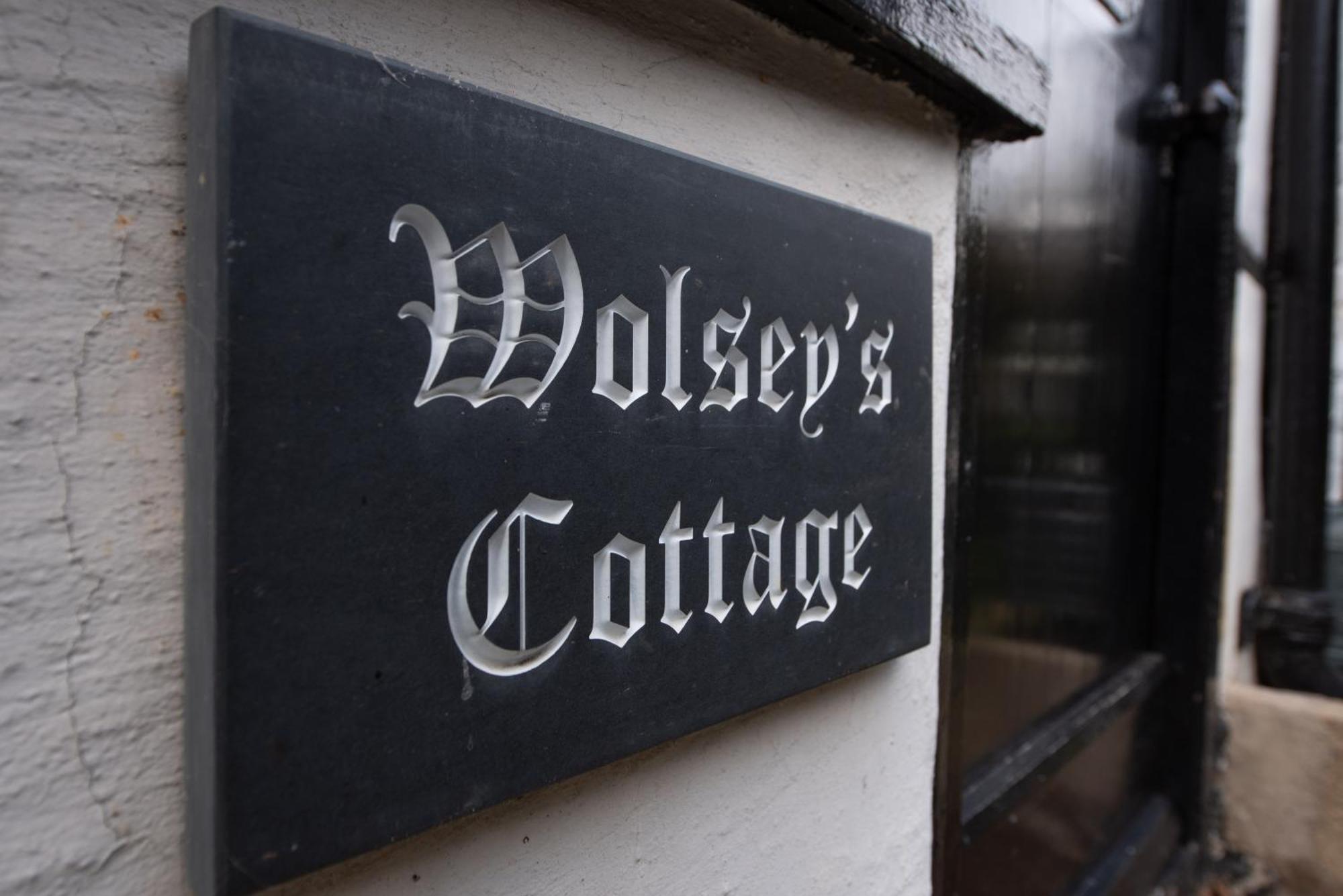 15Th Century Tiny Character Cottage-Henley Centre Exterior foto